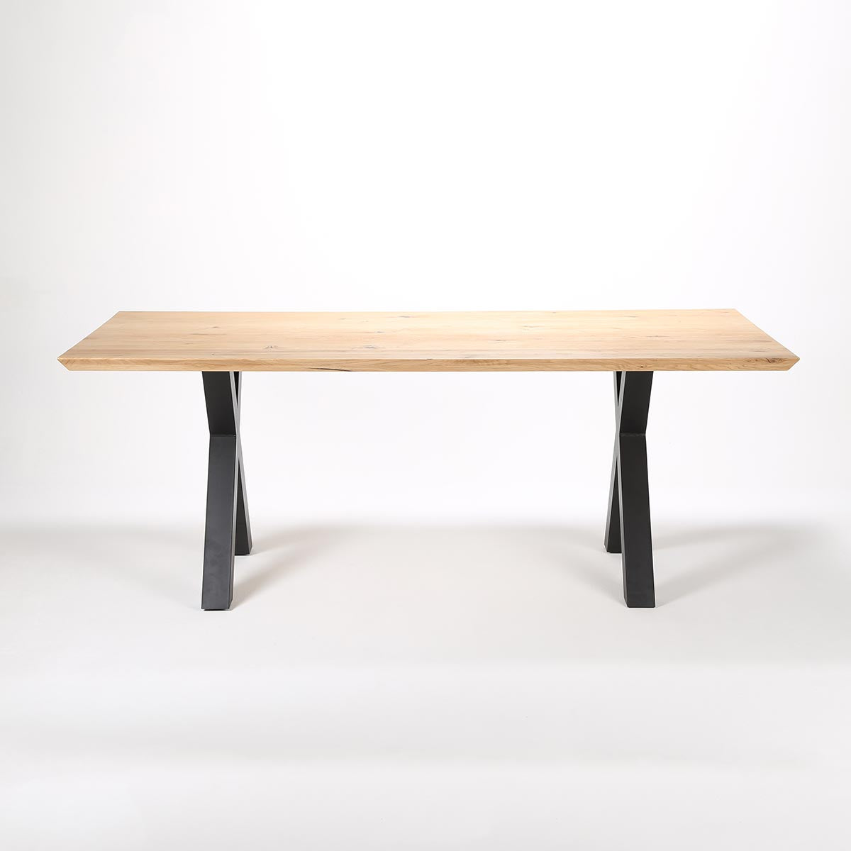 Esstisch Eiche massiv, Schweizer Kante 220x100cm mit X-Gestell